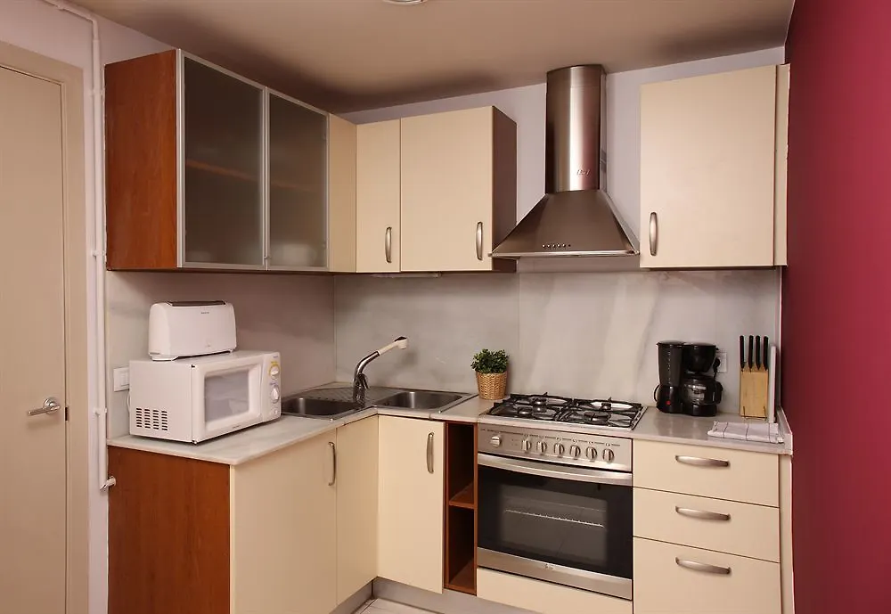 Mh Apartments Ramblas Barcelona