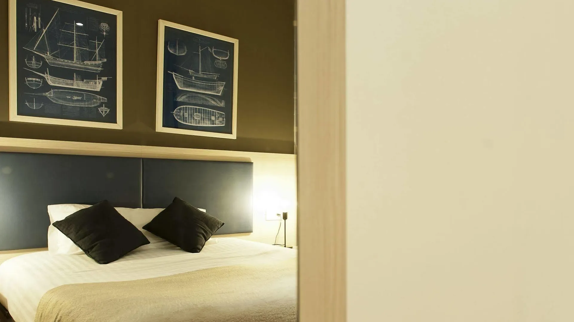 Mh Apartments Ramblas Barcelona Španělsko